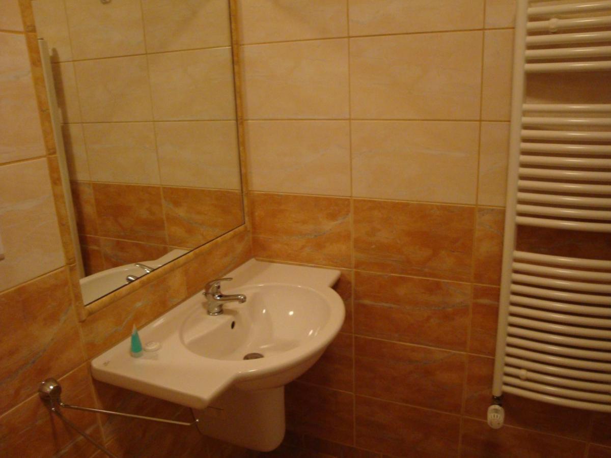 Lazne Evzenie Klásterec nad Ohrí Quarto foto